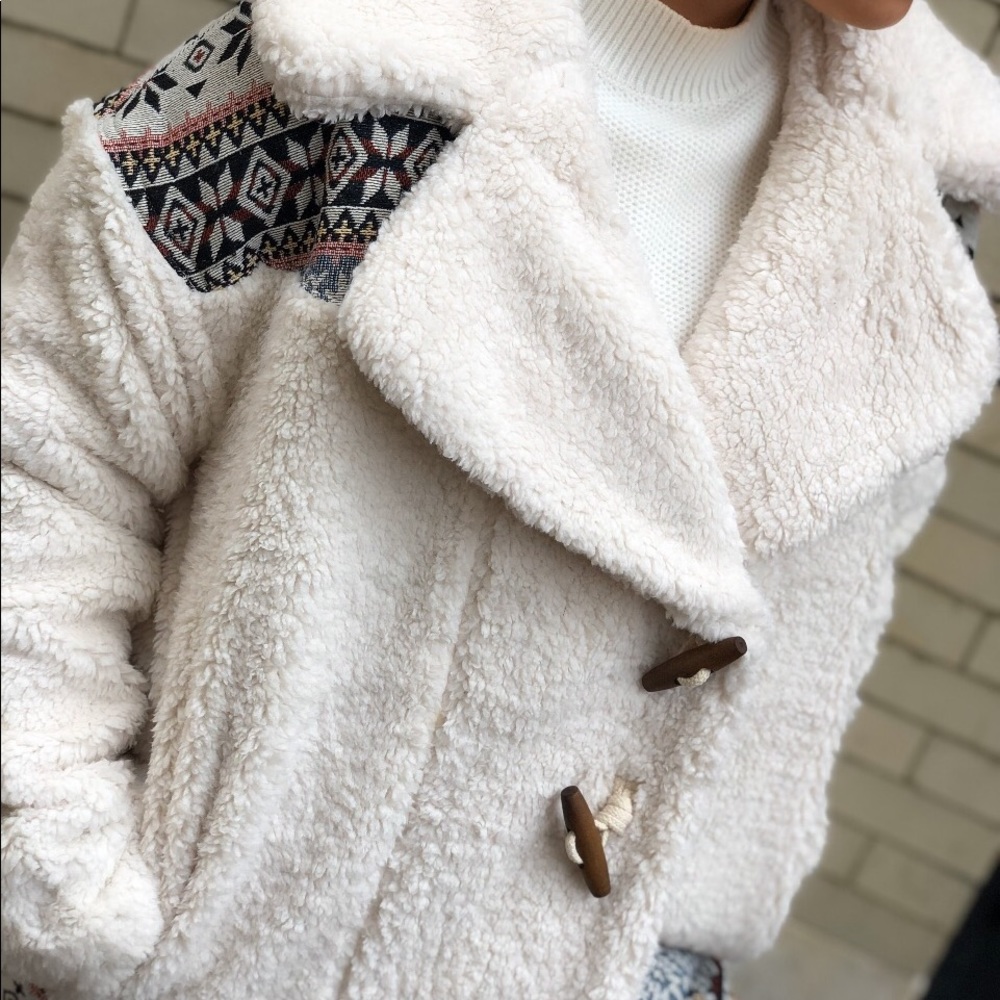 Teddy Faux Fur Sherpa Coat - lollita White - Picture 5 of 8